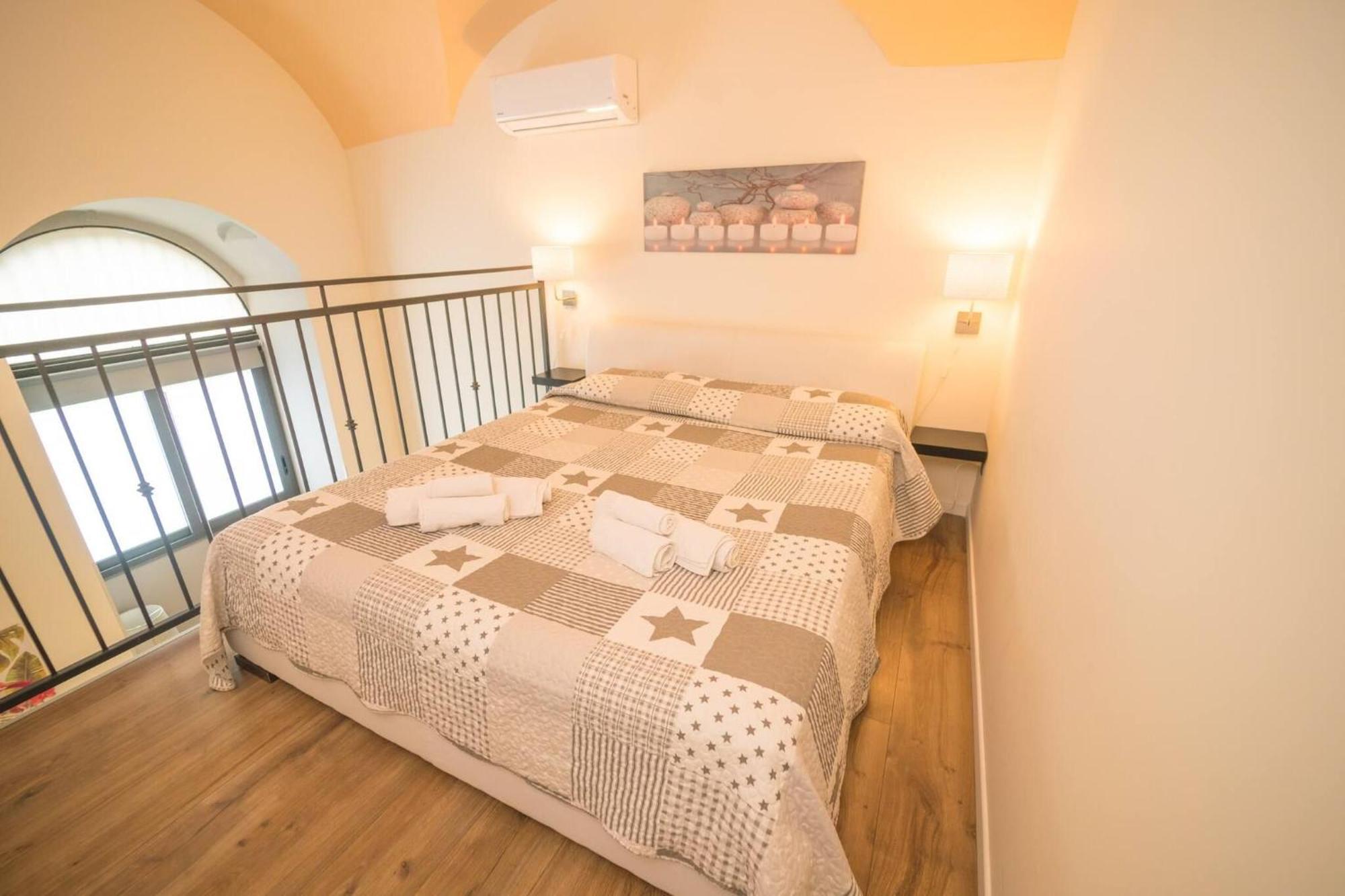 Station House Mario Catania